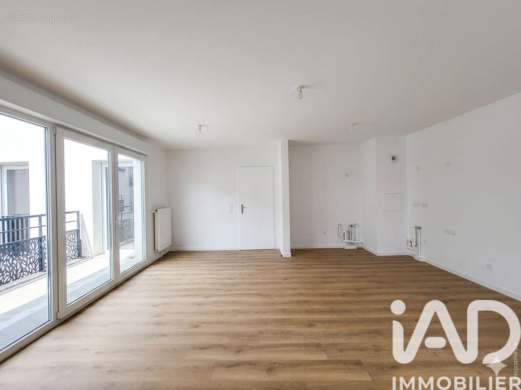 Photo 2 - Appartement à VILLENEUVE-LA-GARENNE