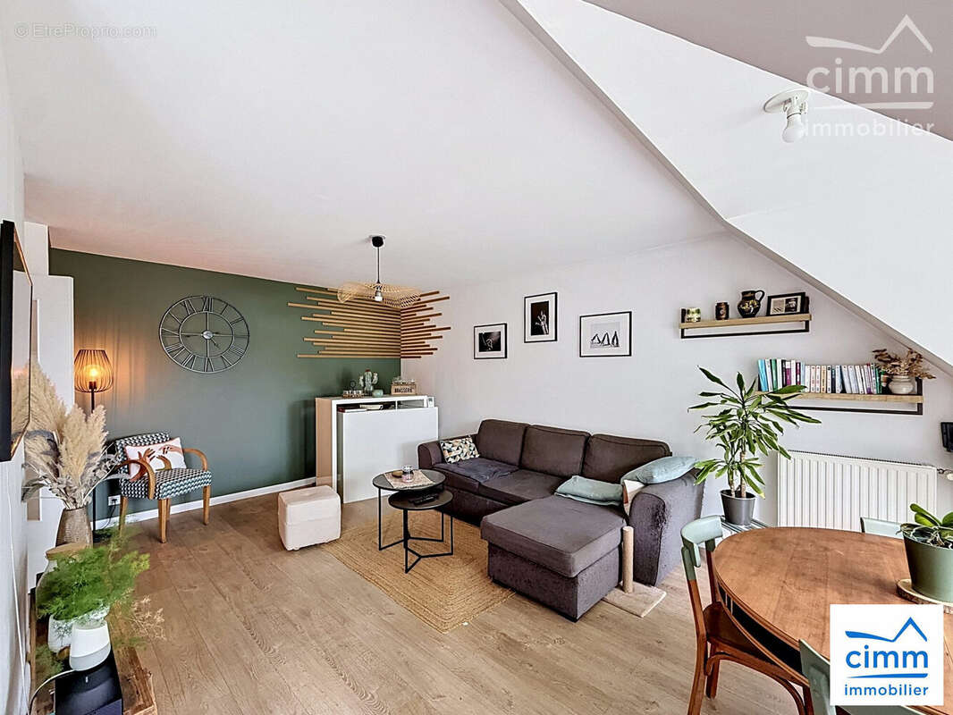 Appartement à NOYAL-CHATILLON-SUR-SEICHE