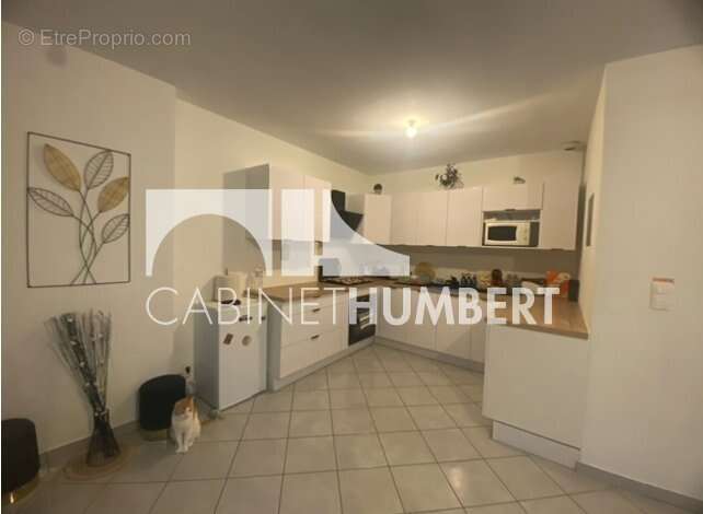 Appartement à SAINT-ETIENNE