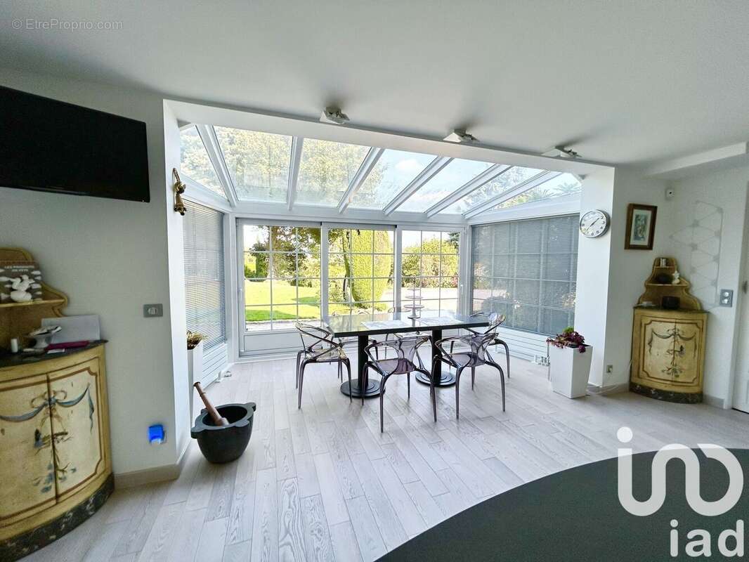 Photo 5 - Maison à SAINT-FARGEAU-PONTHIERRY