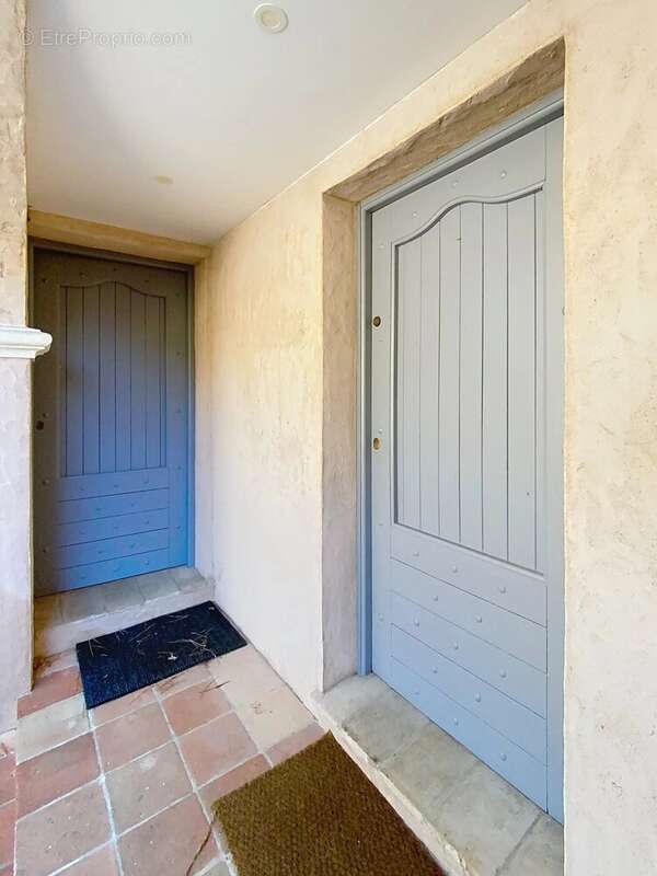 Appartement à GATTIERES