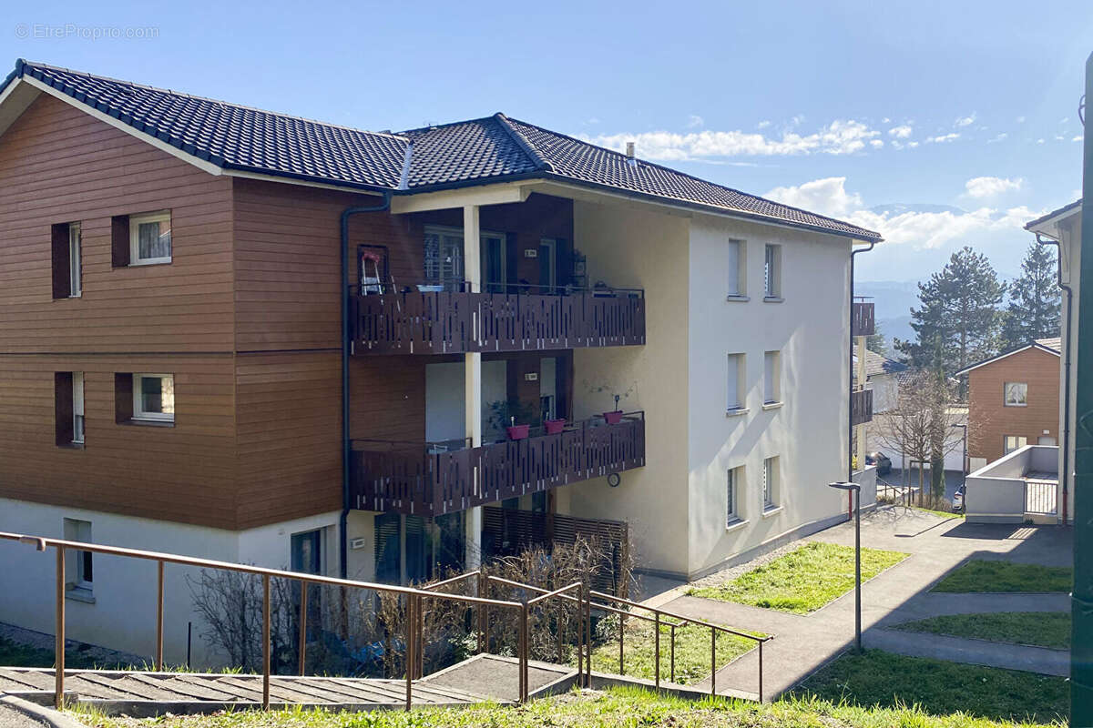 Appartement à CLAIX