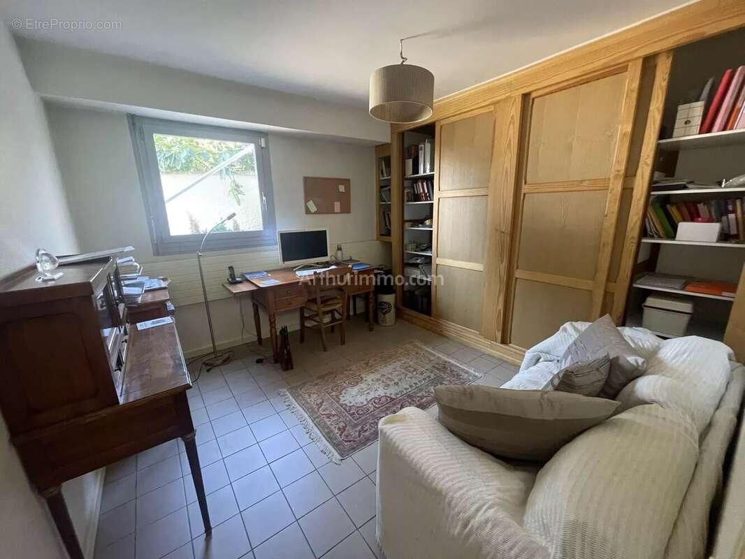 Maison à ETIOLLES