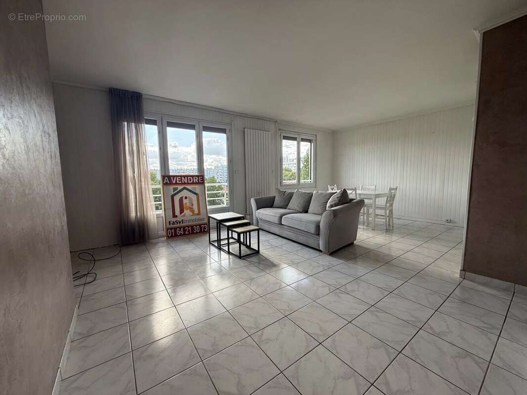 Appartement à CHELLES