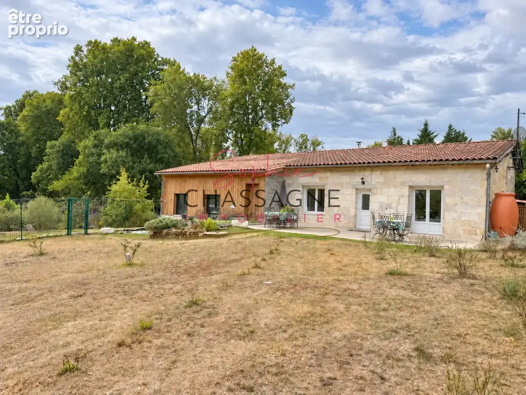 Photo Maison à Castillon-La-Bataille au prix de 235 000€