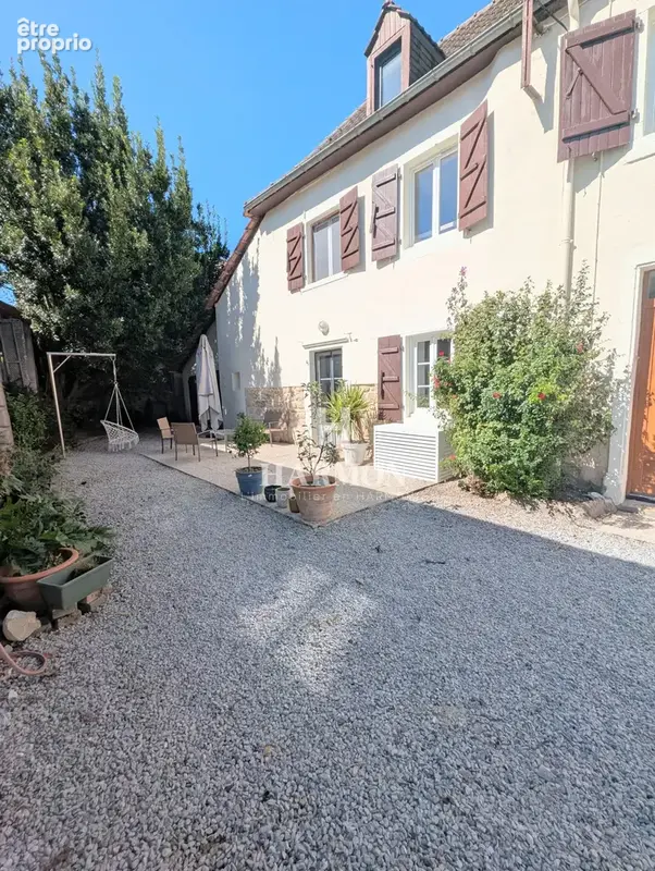 Maison à GAN
