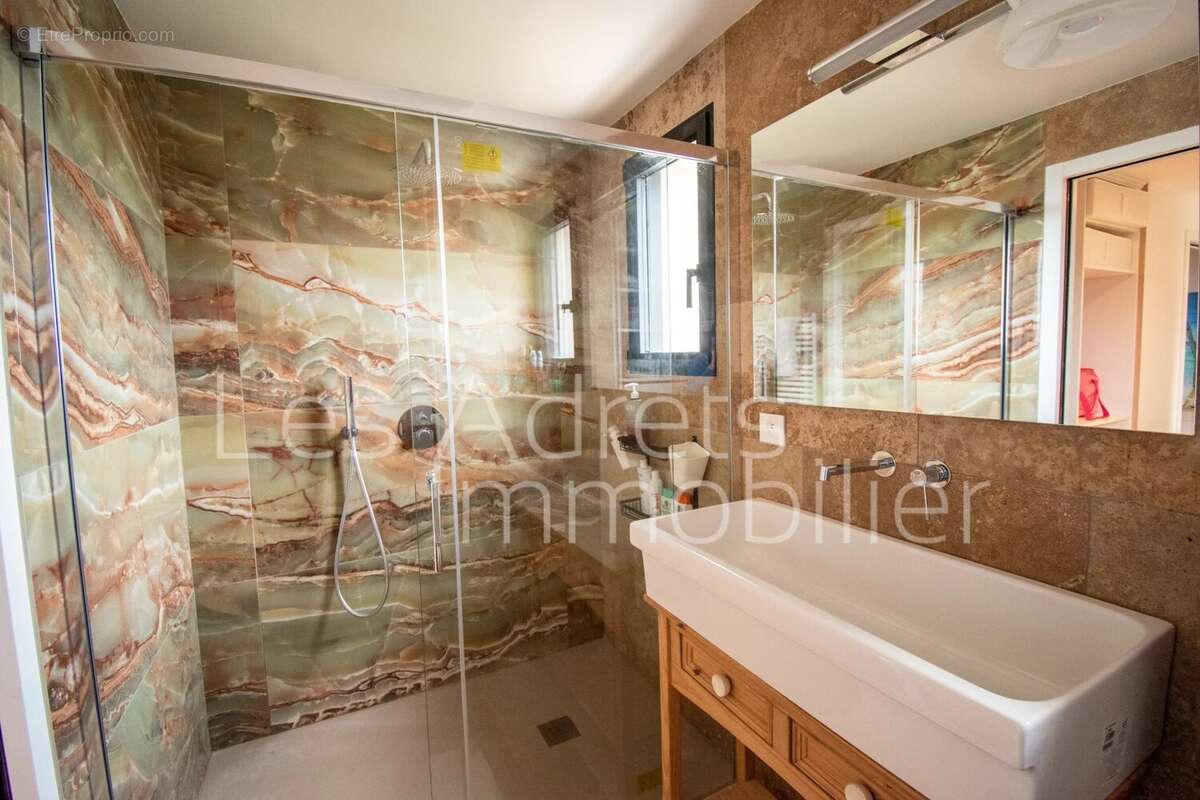 Maison à LES ADRETS-DE-L&#039;ESTEREL