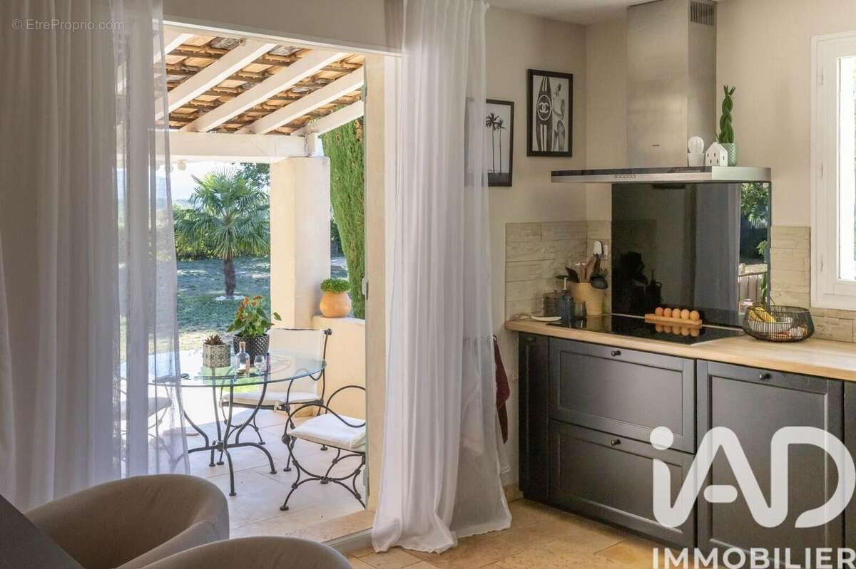 Photo 8 - Maison à POURRIERES