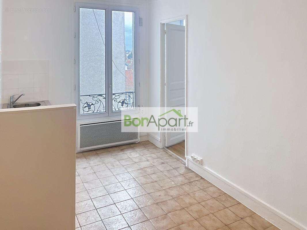 Appartement à LA COURNEUVE