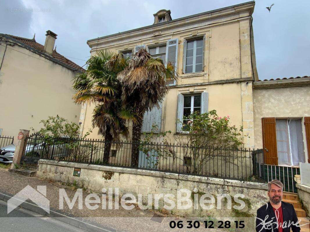 Maison en pierre en plein centre ville de Montendre - photo 17