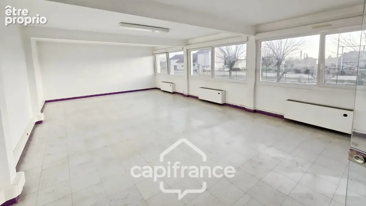 A vendre CHALON SUR SAONE, Local/bureau de 2009 m² sur terrain de 4971 m² - photo 4