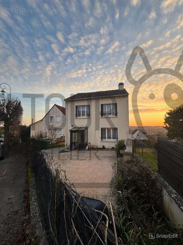 Maison à COULOMMIERS