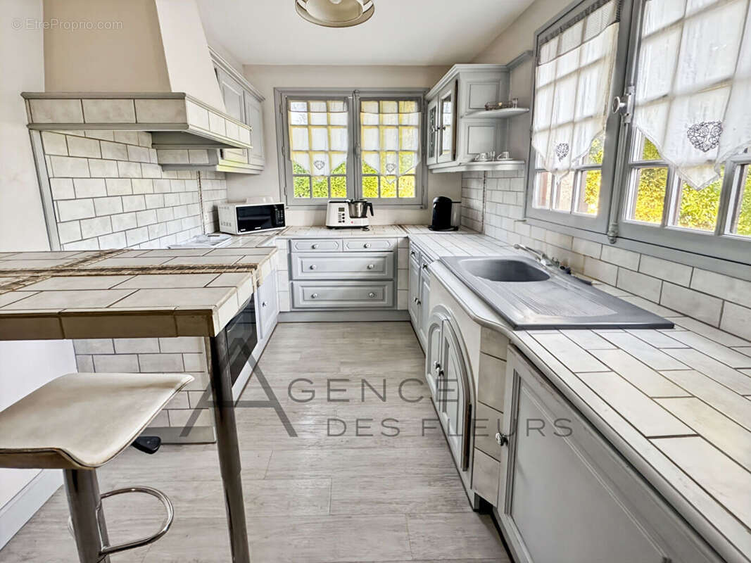 Maison à LE GROS-THEIL