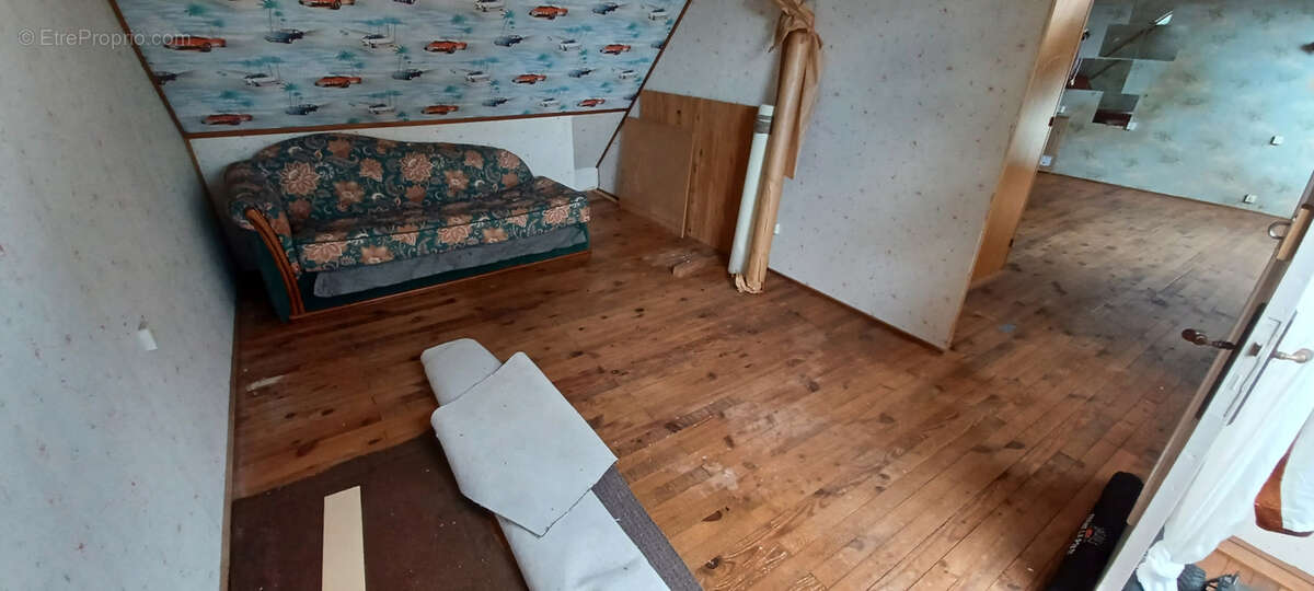 Maison à LE RELECQ-KERHUON