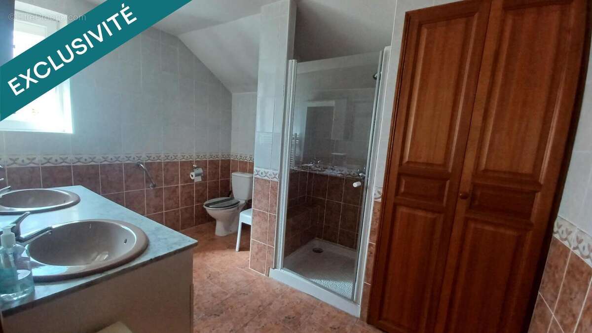 Appartement 262 m² à Bellegarde  - photo 7
