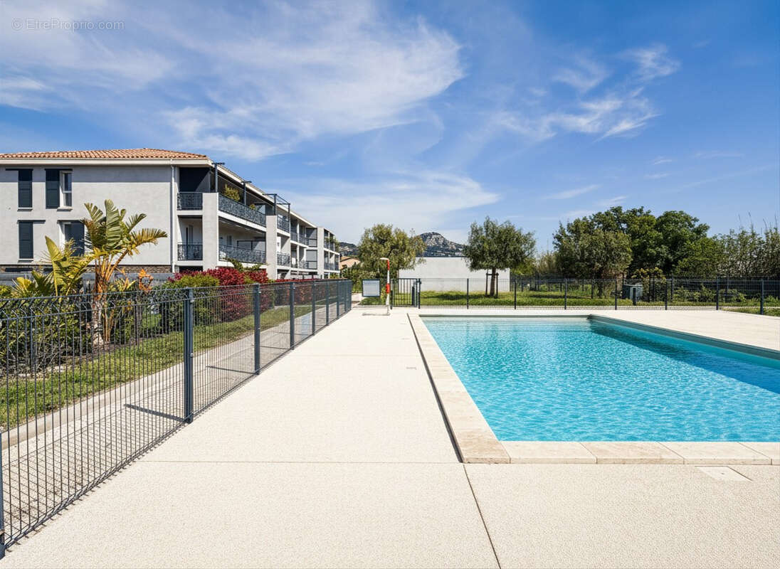 Appartement à HYERES