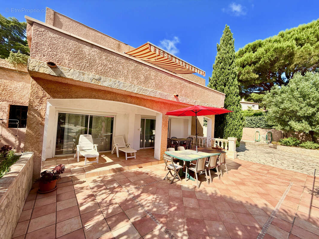 Maison à CAVALAIRE-SUR-MER