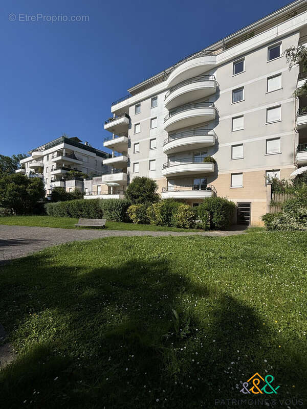 Appartement à NOISEAU