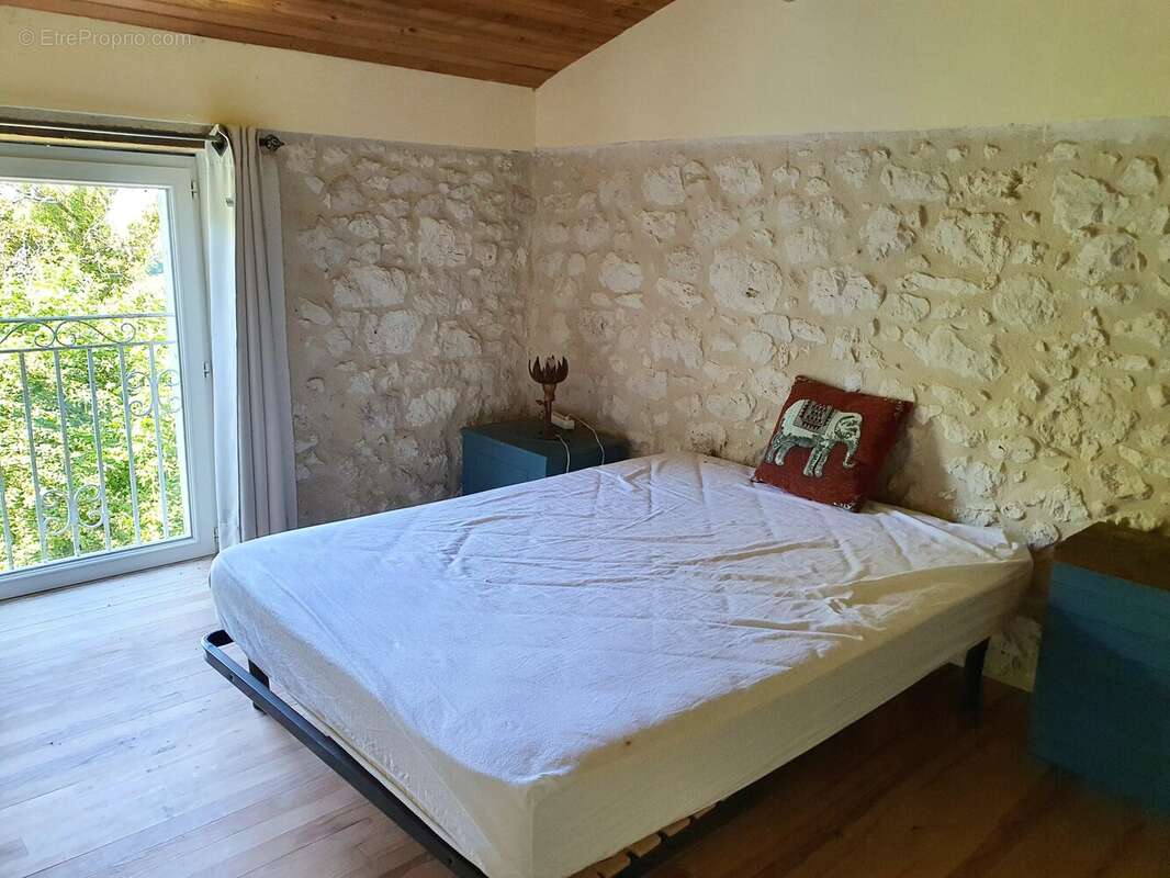 Maison à LOUBES-BERNAC