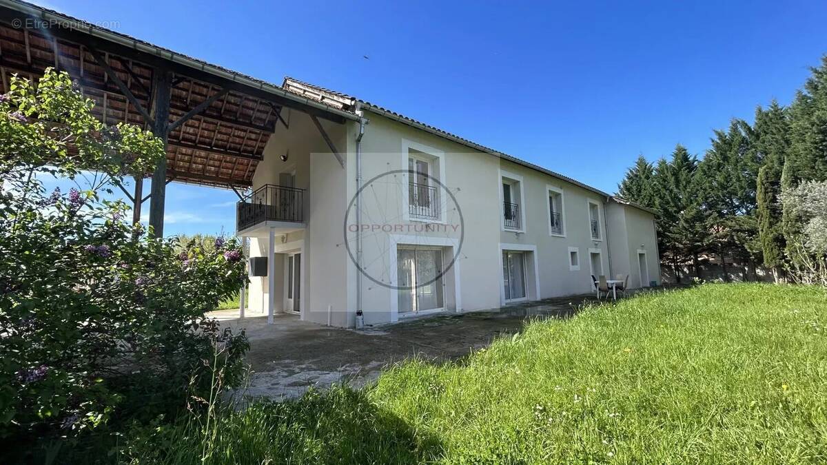 Maison 10 pièces 326 m² à vendre à Montauban (82000) - photo 1