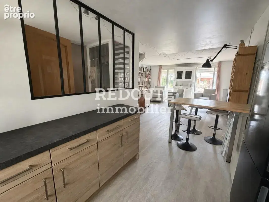 Reims - maison 6 pcs - 3 chambres - jardin - terrasse garage - photo 3