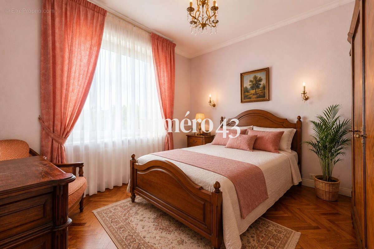 Chambre 1 - RDC - Maison à VILLENAVE-D'ORNON