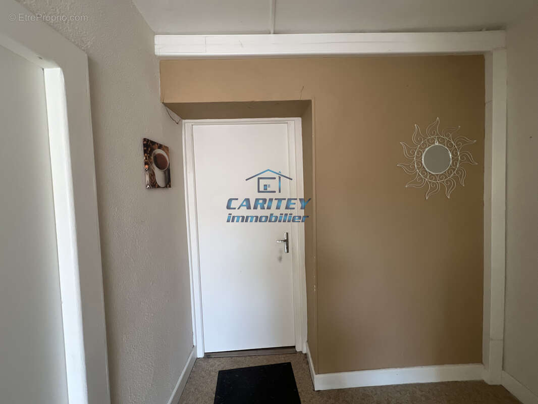 Appartement à FONTAINE-LES-LUXEUIL