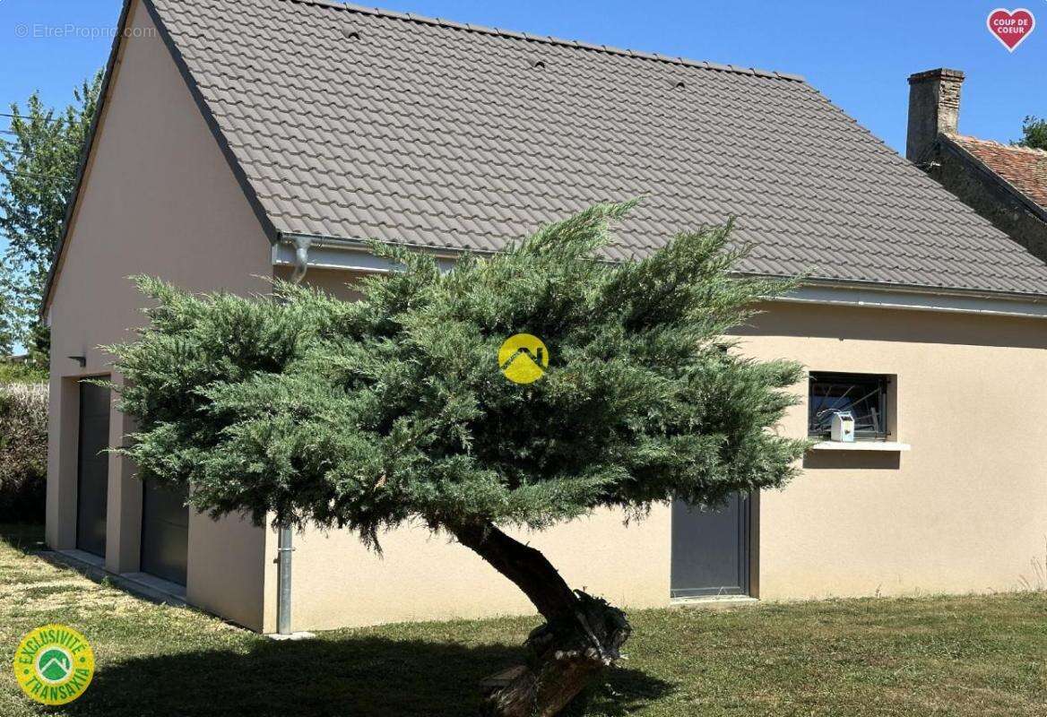 Maison à LA GUERCHE-SUR-L'AUBOIS