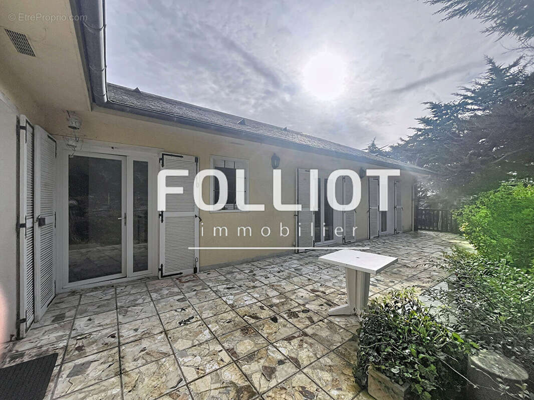 Maison à HERMANVILLE-SUR-MER