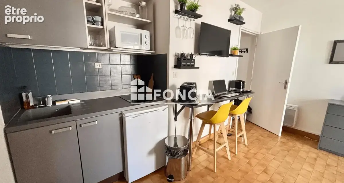 Studio cabine canet sud grande loggia 8 m2 proche plage - photo 3