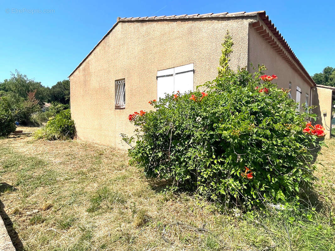 Maison à FORCALQUEIRET