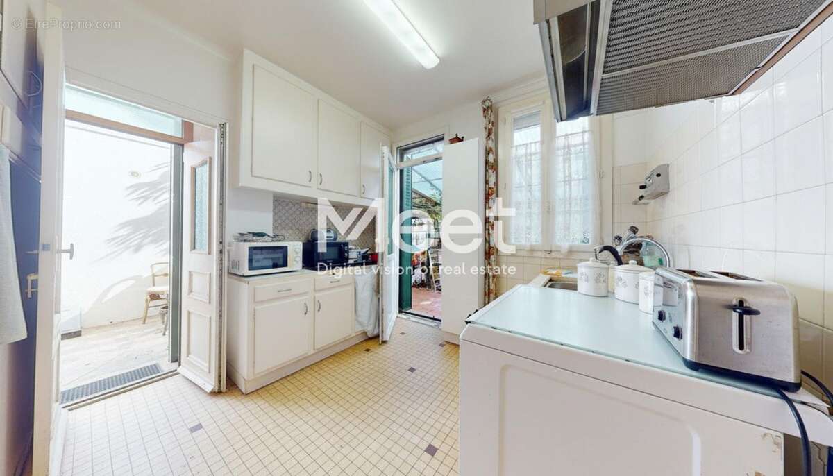 Maison à L&#039;HAY-LES-ROSES