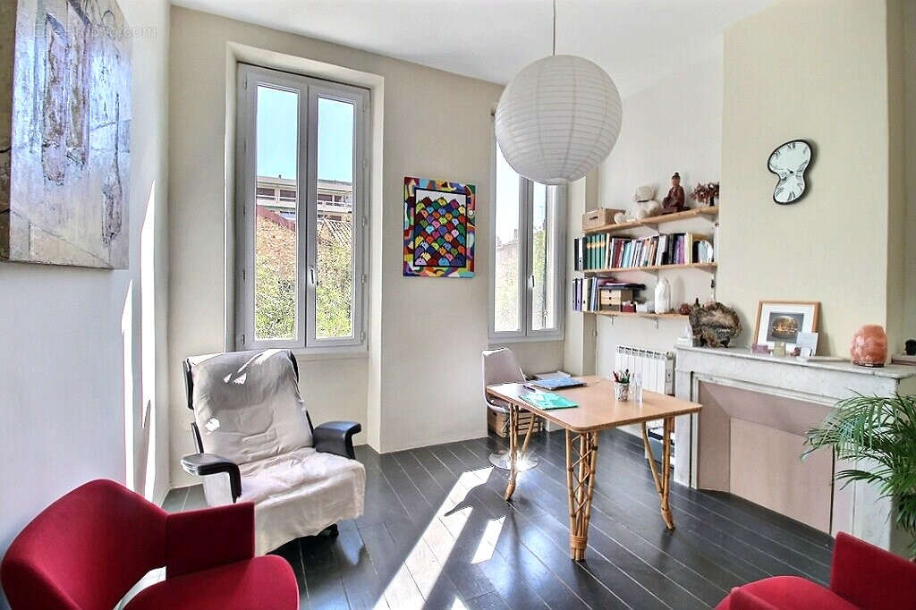 Commerce à MARSEILLE-6E