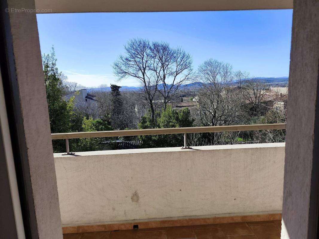 Appartement à BARJAC