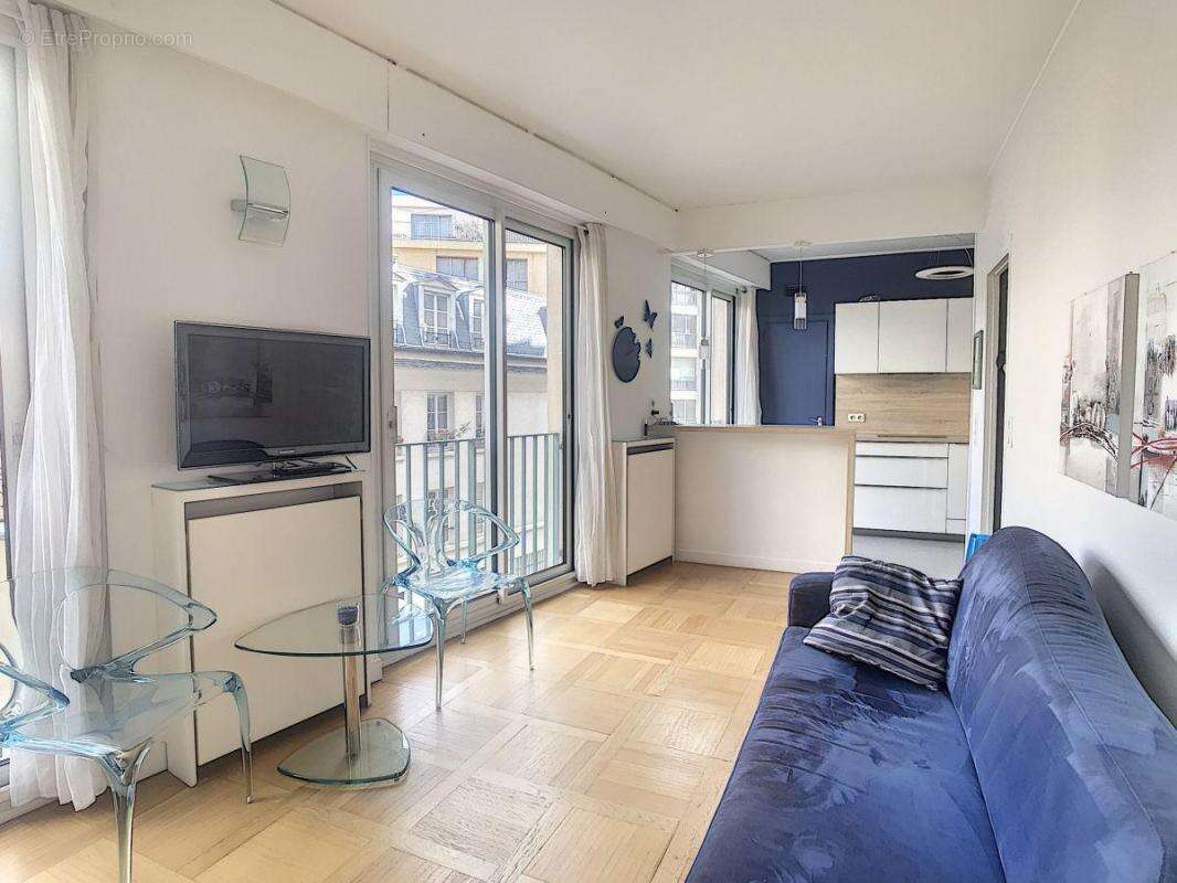 Appartement à PARIS-5E