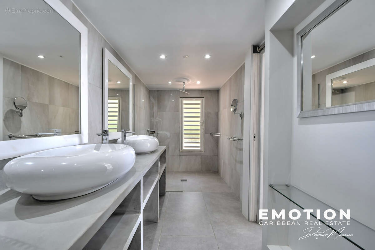 Maison à SAINT-MARTIN