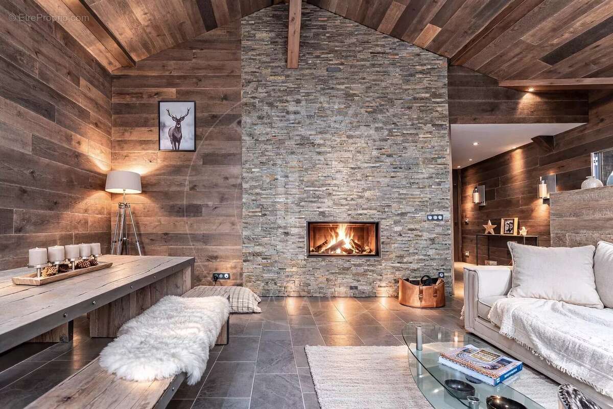 Appartement à LA PERRIERE