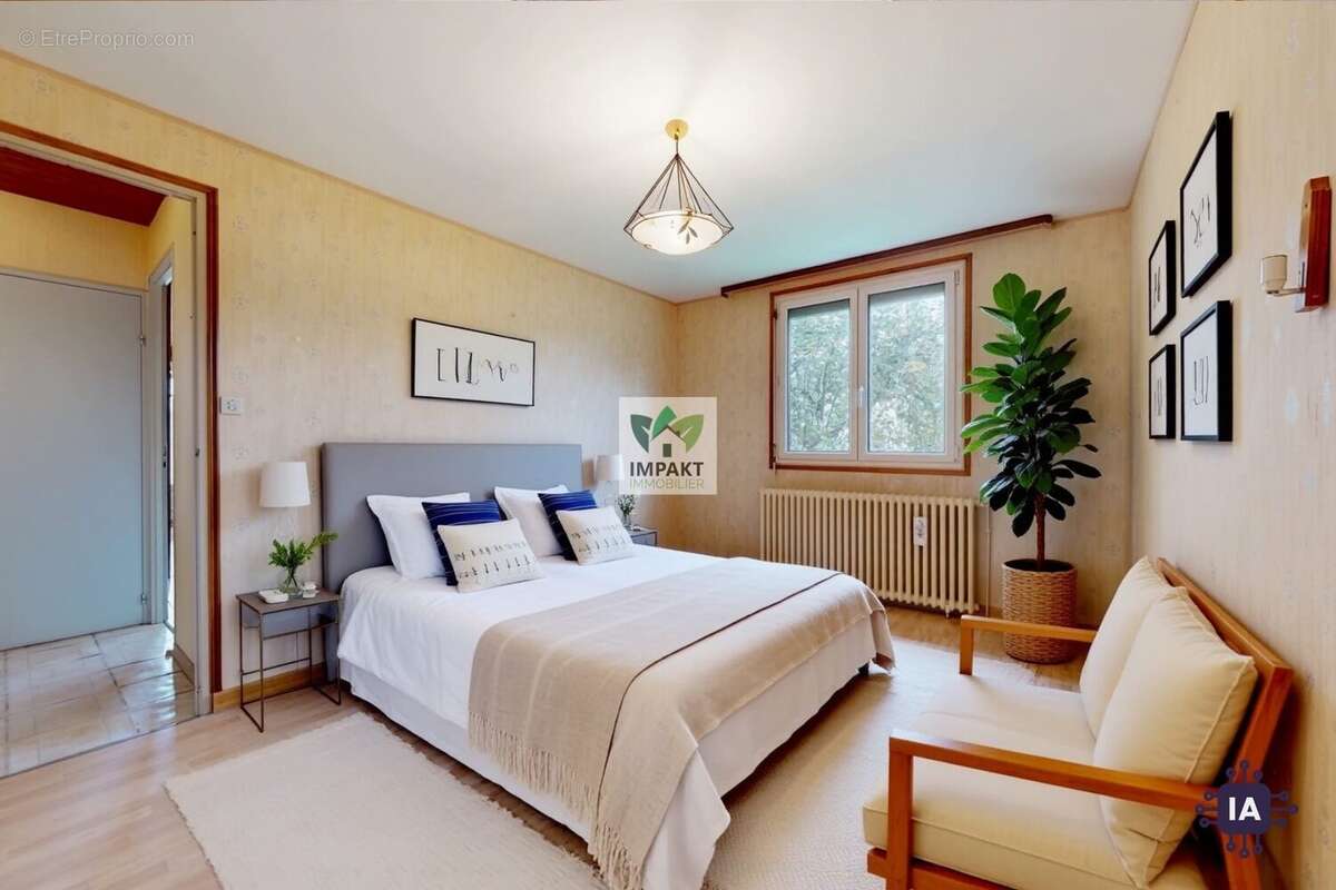 Maison à EVETTE-SALBERT