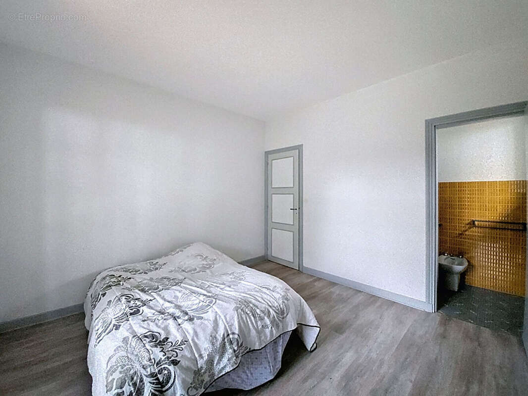 Maison à LES BILLAUX