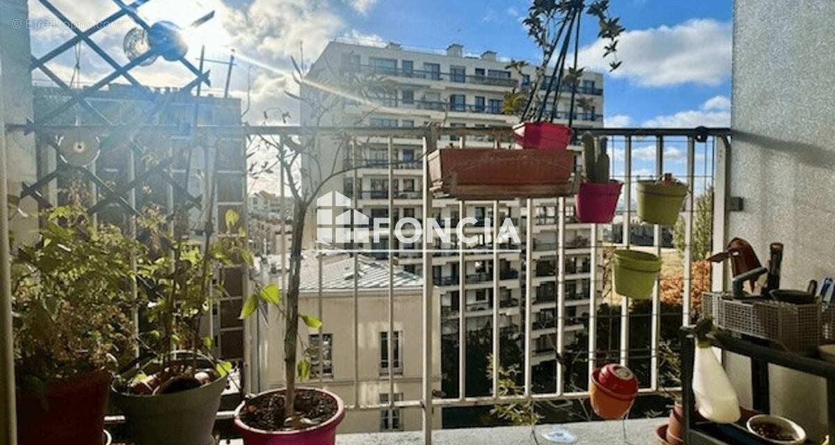 Appartement à PARIS-20E