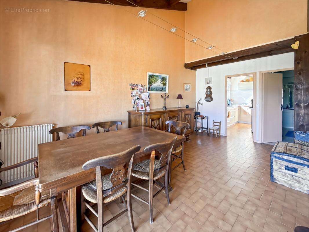 Appartement à TRELISSAC