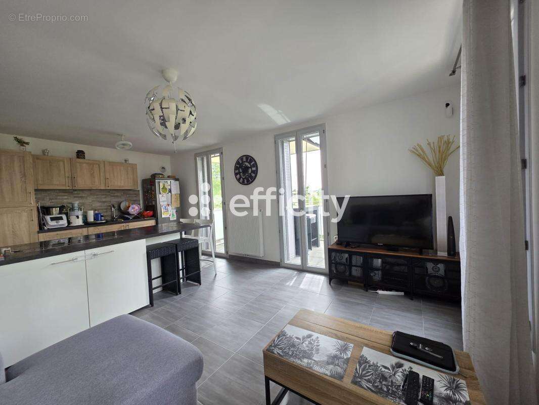 Appartement à LYON-9E