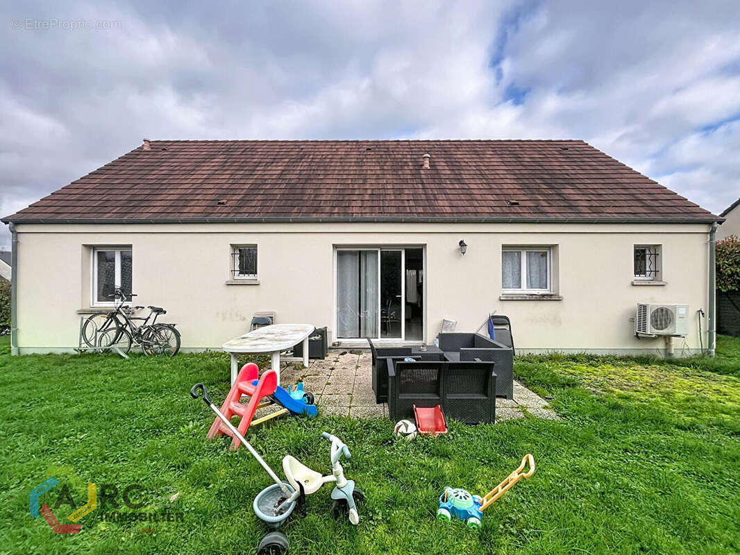 Maison de Plain- pied La Chapelle Saint Mesmin - photo 8