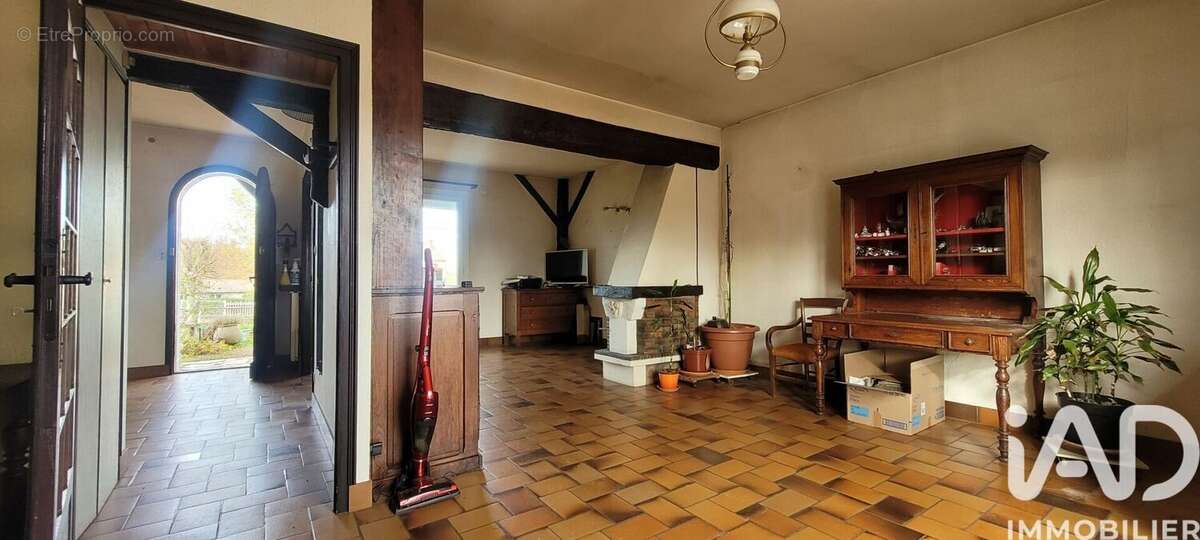 Photo 2 - Maison à THOUARS