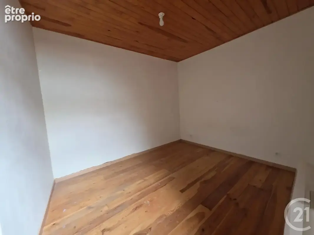 Appartement 3 pièces 52 m² à vendre à Brioude (43100) - photo 4