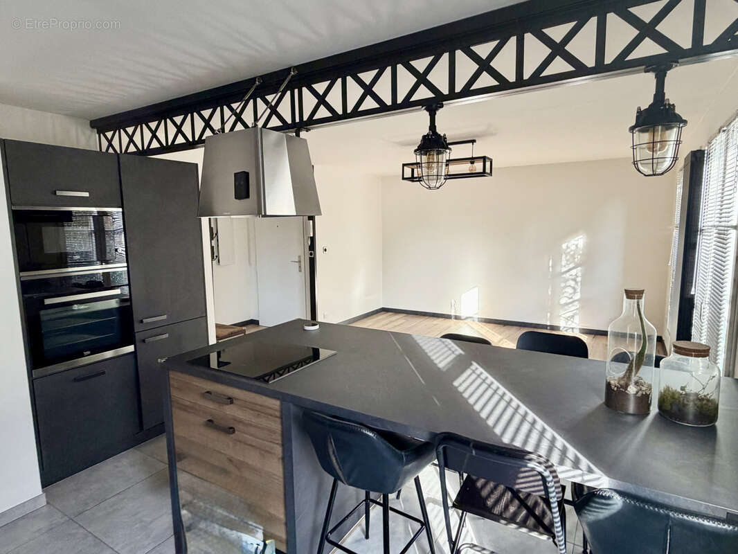 Appartement à THIAIS