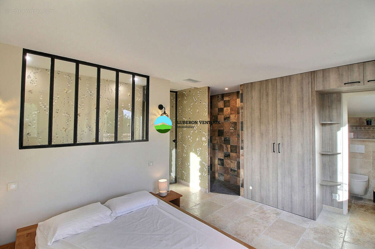 Maison à SAINT-PIERRE-DE-VASSOLS