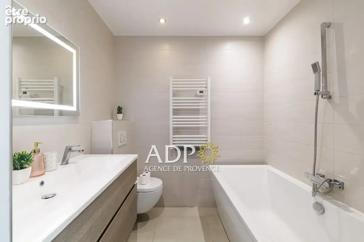 Appartement 4 pièces 92 m² à vendre à Cannes (06400) - photo 8