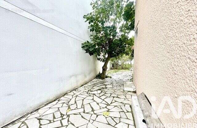 Photo 2 - Maison à VILLENEUVE-LE-ROI