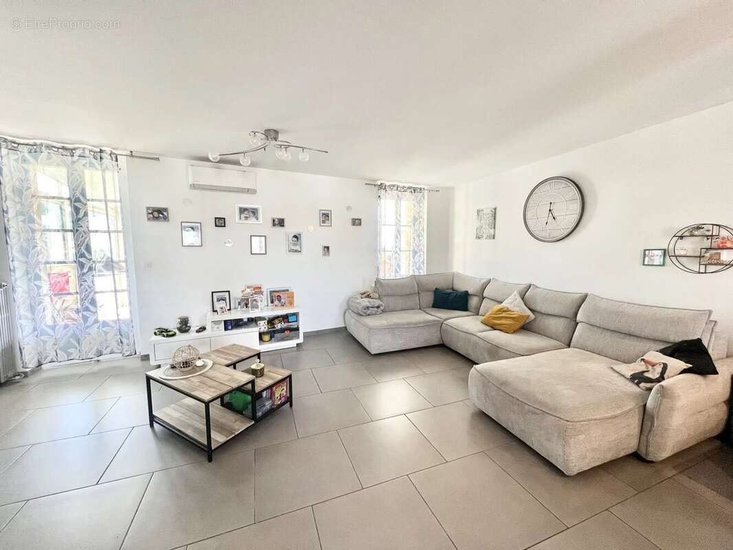 Maison à CAMPS-LA-SOURCE